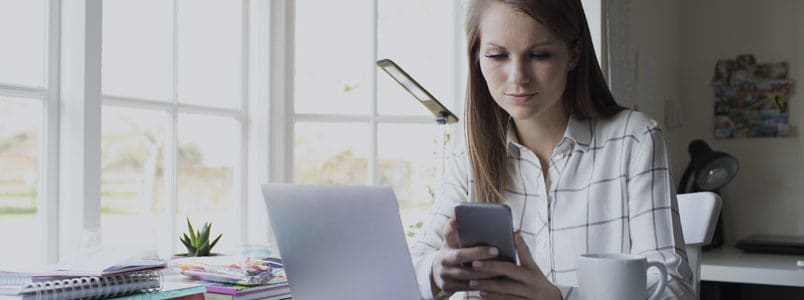 what-to-do-if-you-dont-get-w2 Woman calculates her income since she didn't receive a Form W-2.
